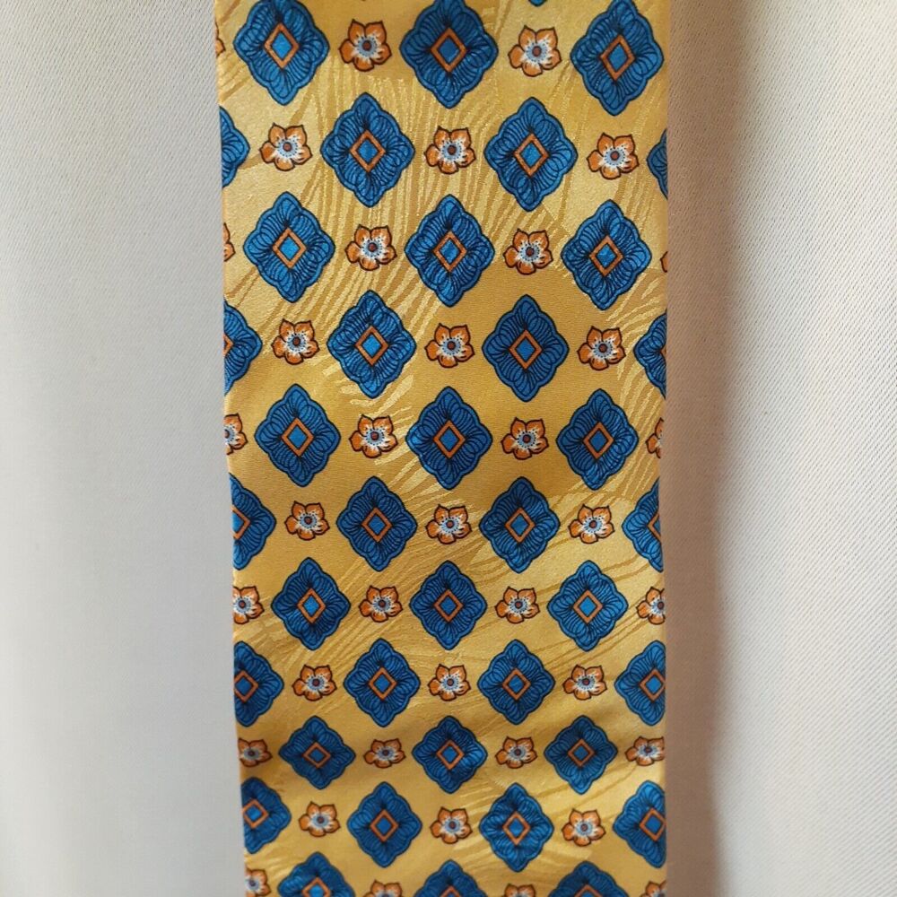 Korean Air Silk Neck Tie Gold Blue Diamond Geometric Pattern Lotus 4 x 56" EUC